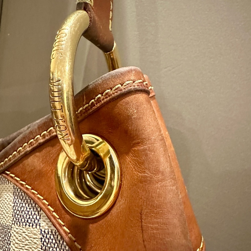 Louis Vuitton Damier Azur Galleria GM - Picture 5 of 12